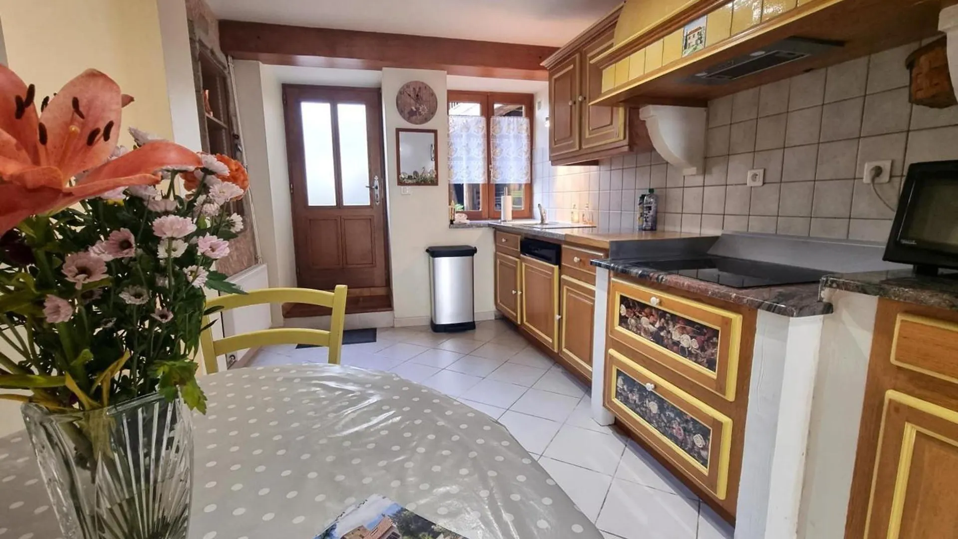 Gite Cosy Avec Cour Privee, 2 Chambres, Cuisine Equipee, Tv, Wifi - Saint-Germain-Laval - Fr-1-496-120 France