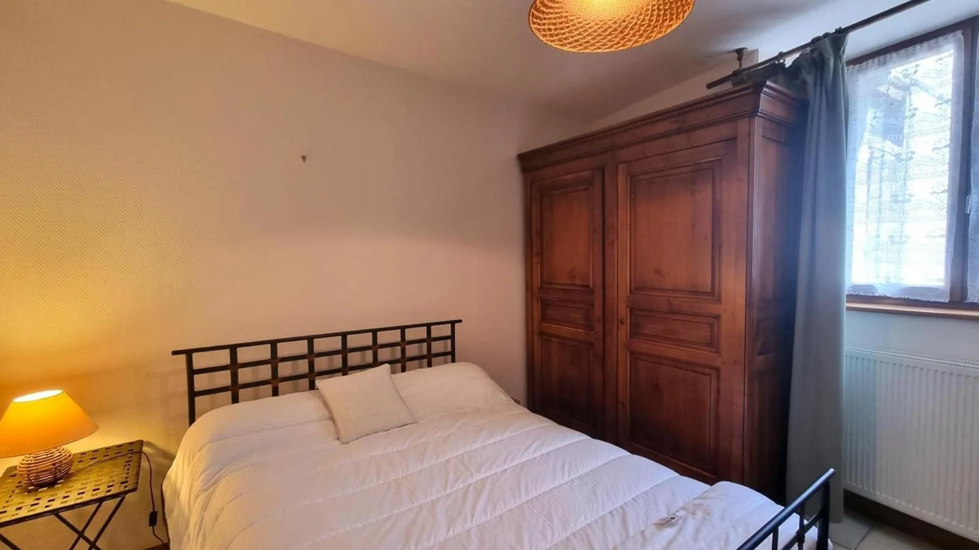 Gite Cosy Avec Cour Privee, 2 Chambres, Cuisine Equipee, Tv, Wifi - Saint-Germain-Laval - Fr-1-496-120 Holiday home